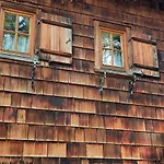 Farm stay Selbstversorgerhuette N 15 Kleinwalsertal *