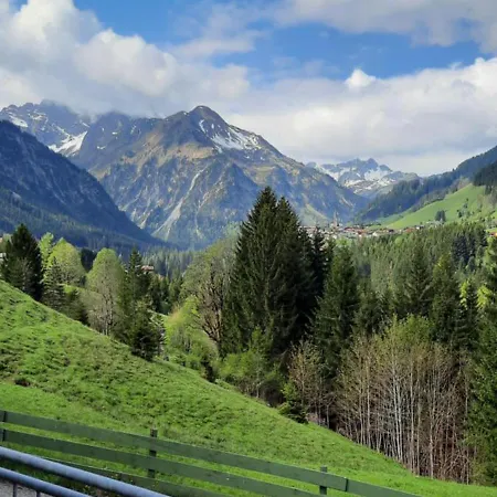 Alloggio per agriturismo Selbstversorgerhuette N 15 Kleinwalsertal Hirschegg (Vorarlberg)