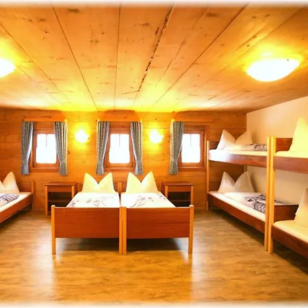 Selbstversorgerhuette N 15 Kleinwalsertal Alloggio per agriturismo Hirschegg (Vorarlberg)
